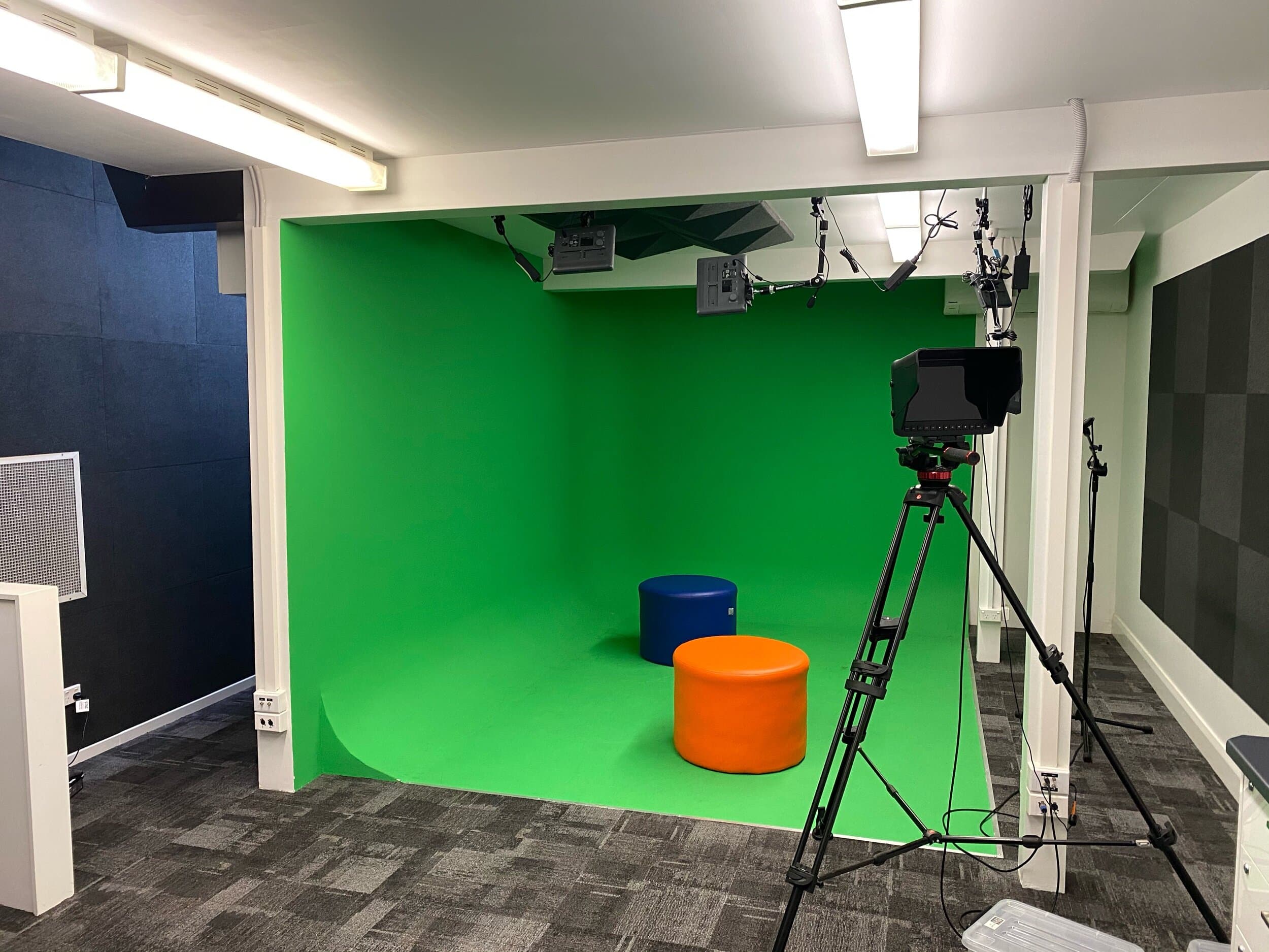 Custom Mini Green Screen Recording Studio